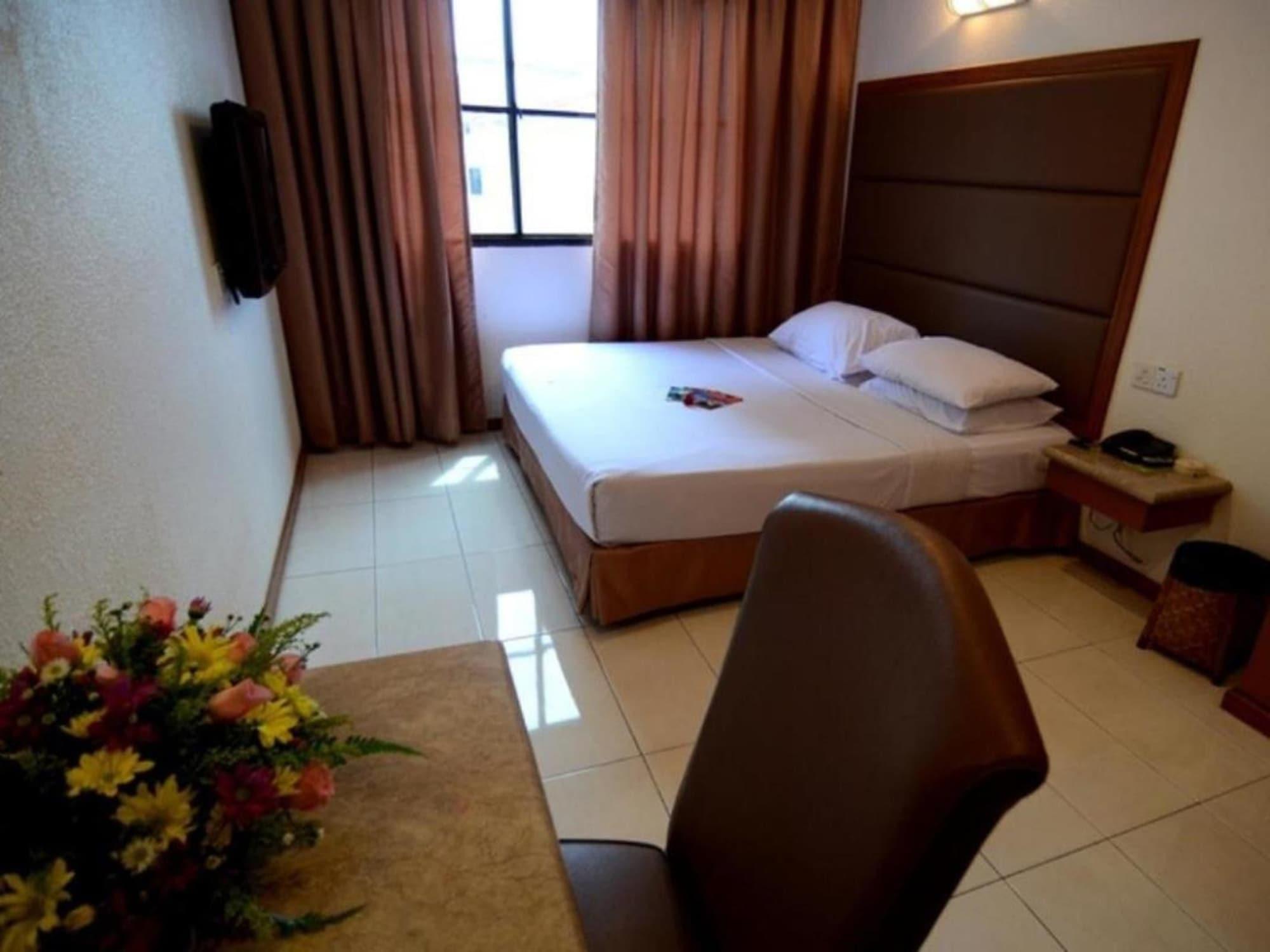 Crystal Lodge Kota Bharu Ngoại thất bức ảnh