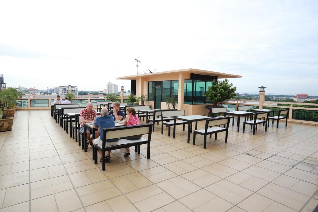 Crystal Lodge Kota Bharu Ngoại thất bức ảnh