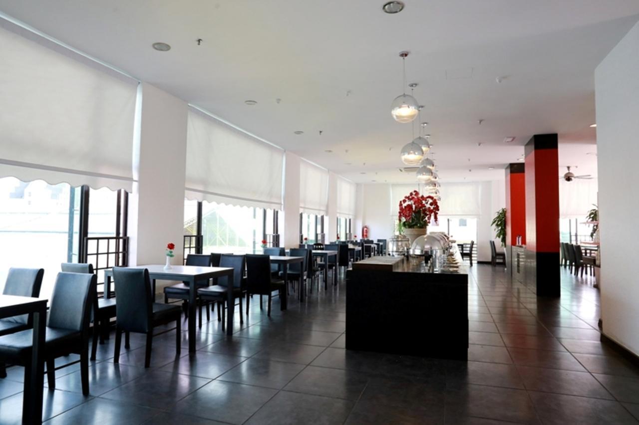 Crystal Lodge Kota Bharu Ngoại thất bức ảnh