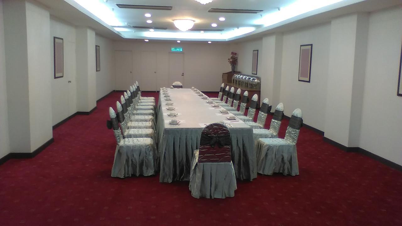Crystal Lodge Kota Bharu Ngoại thất bức ảnh