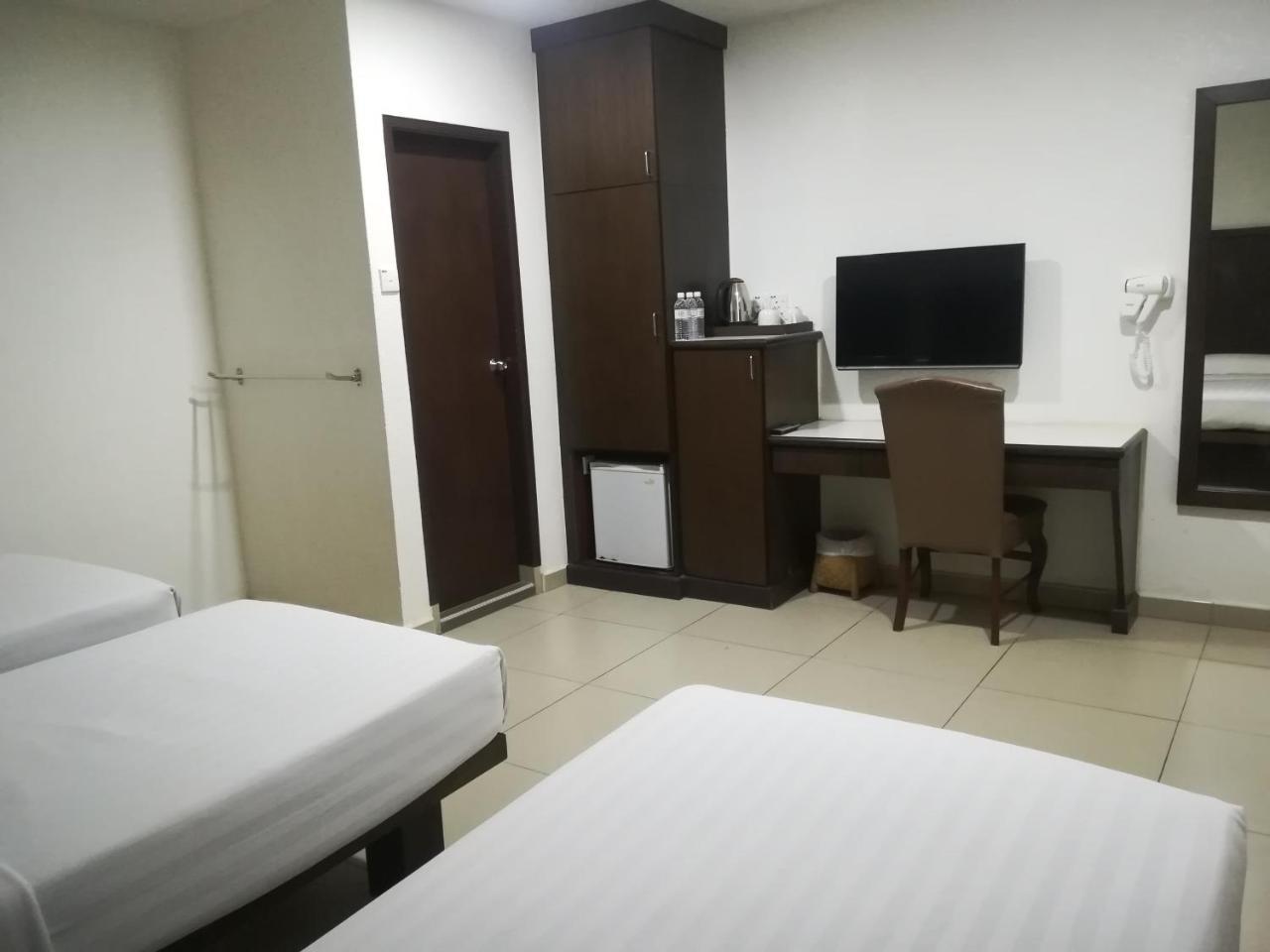 Crystal Lodge Kota Bharu Ngoại thất bức ảnh