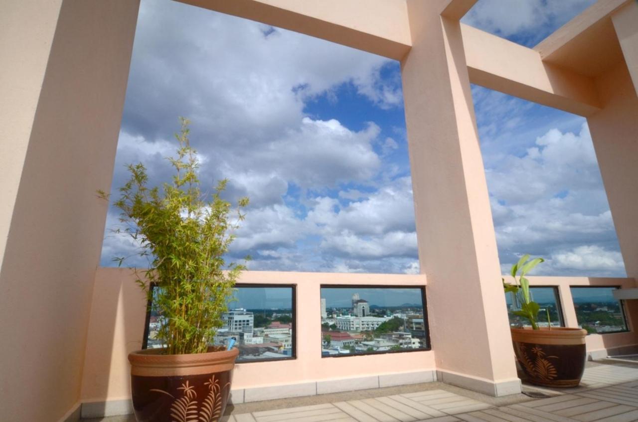 Crystal Lodge Kota Bharu Ngoại thất bức ảnh